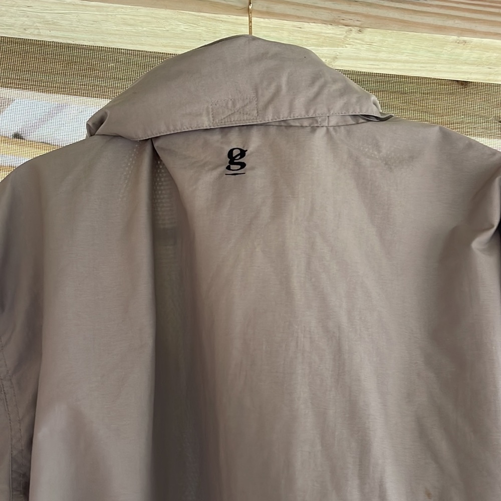 Nice waterproof lightweight - Picture 6 of 8